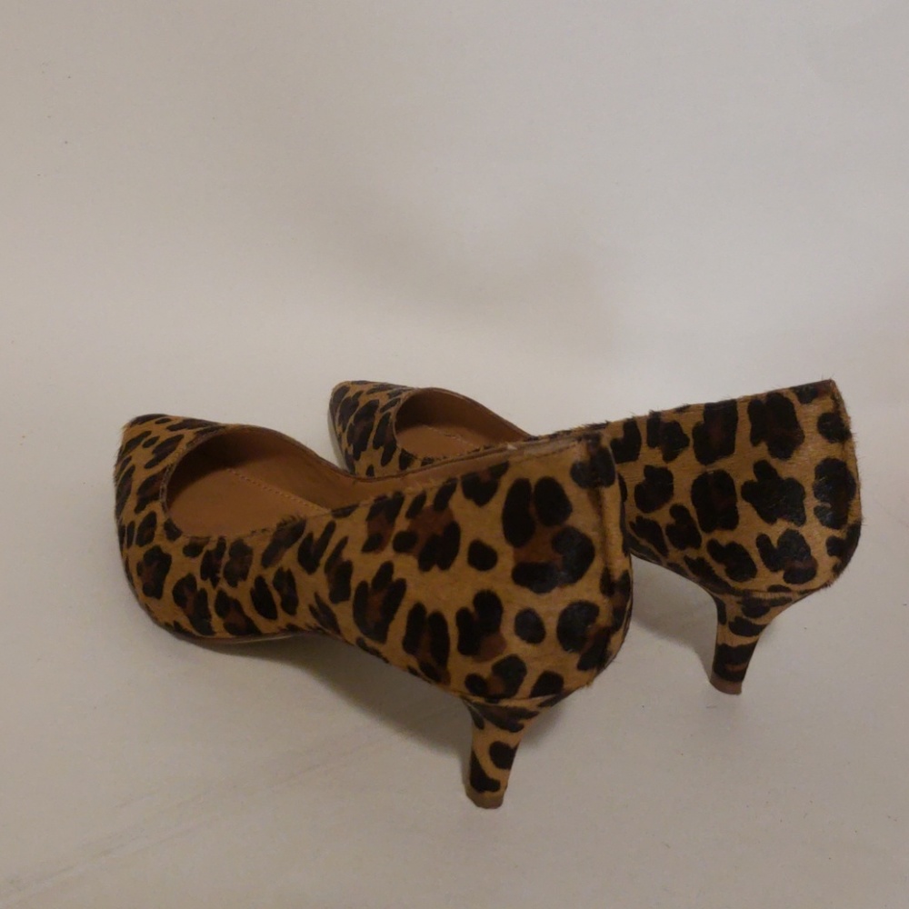 J. Crew cheetah print women shoes short heel Sz 8